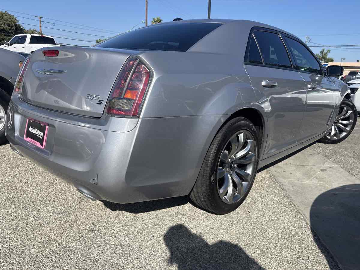 Used 2014 Chrysler 300 S w/ Light Group image 3