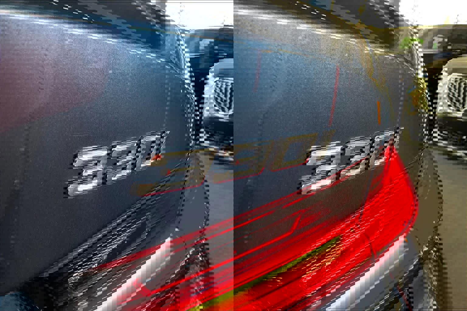 Used 2025 BMW 330i Sedan image 9