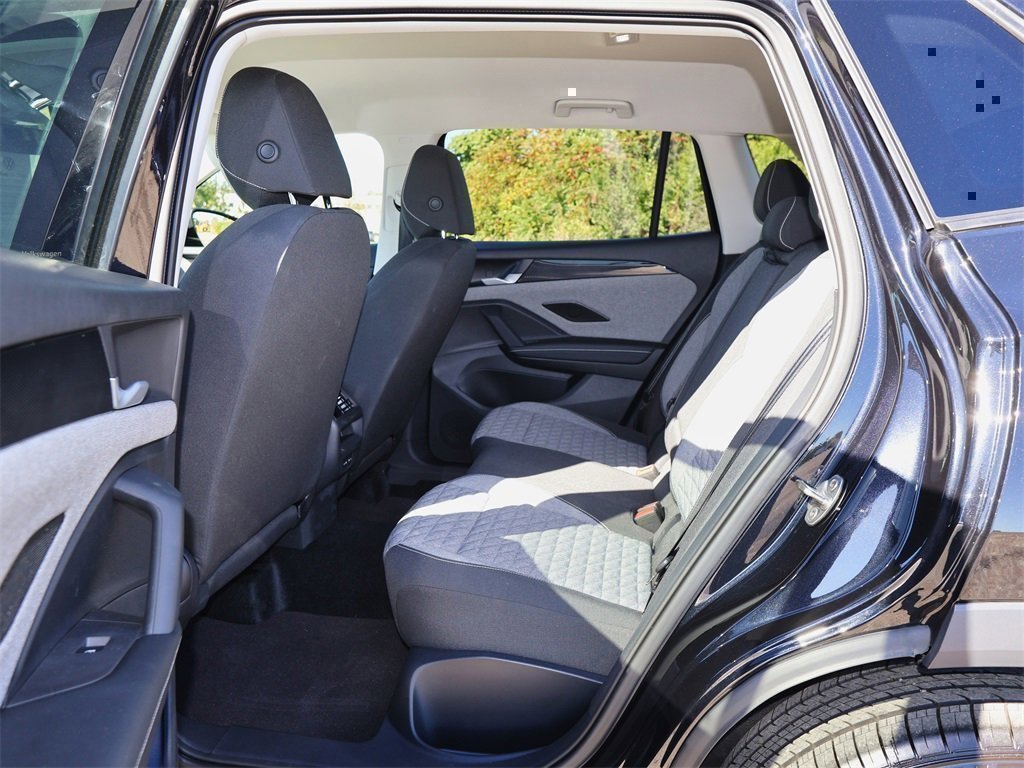 Certified 2025 Volkswagen Tiguan S image 14