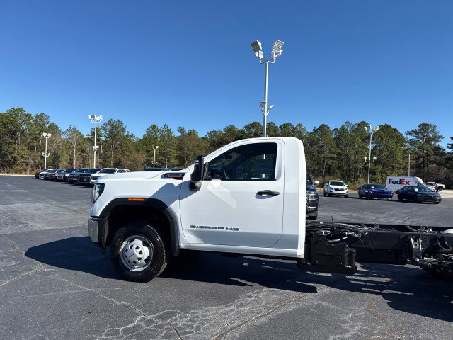 New 2026 GMC Sierra 3500 Pro w/ Convenience Package image 5