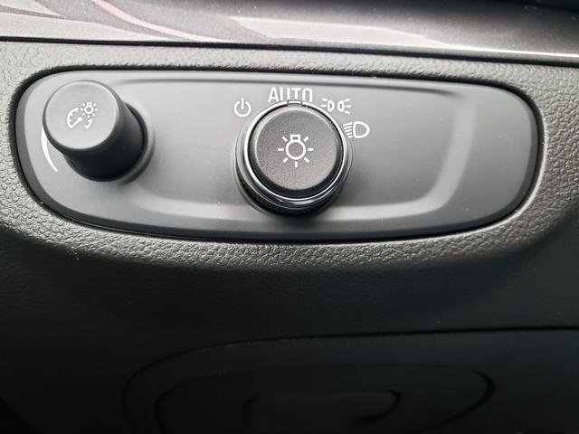 Used 2022 Buick Encore Preferred w/ Safety Package image 29