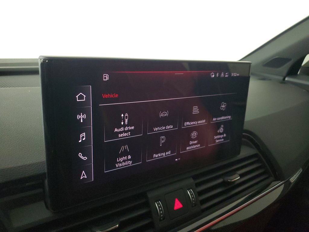Used 2023 Audi SQ5 Prestige w/ Prestige Package AWD/4WD image 28