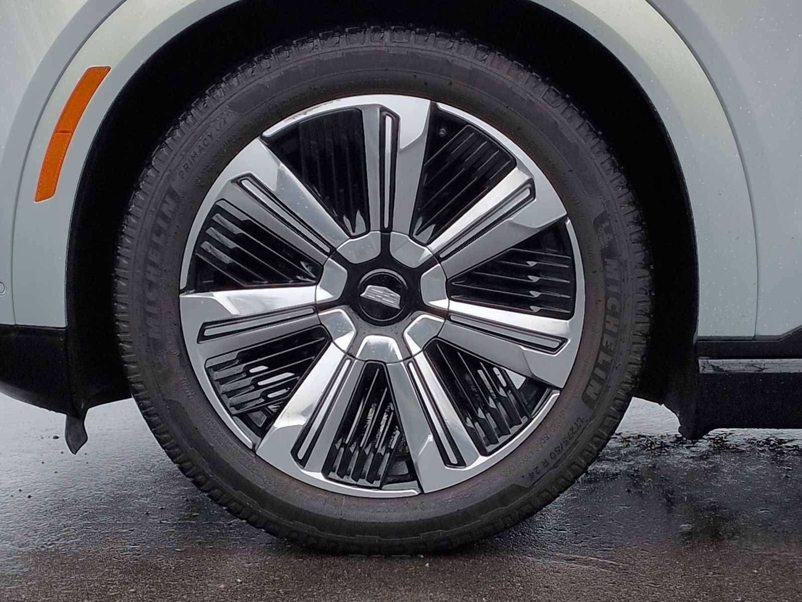 Used 2025 Cadillac Escalade IQ Luxury 1 image 14