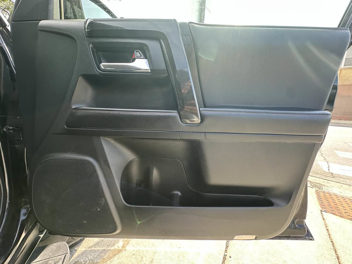 Used 2024 Toyota 4Runner TRD Off-Road Premium AWD/4WD image 29