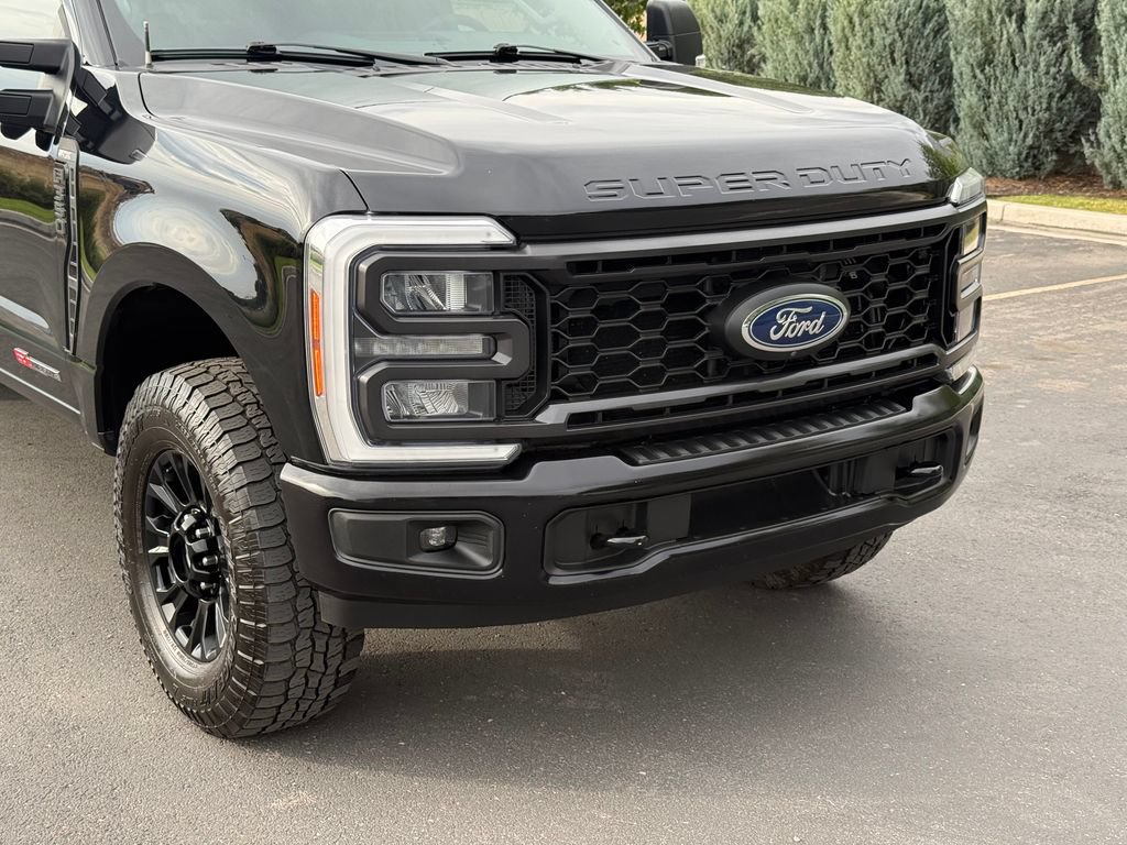 Used 2023 Ford F350 XL w/ STX Appearance Package AWD/4WD image 3