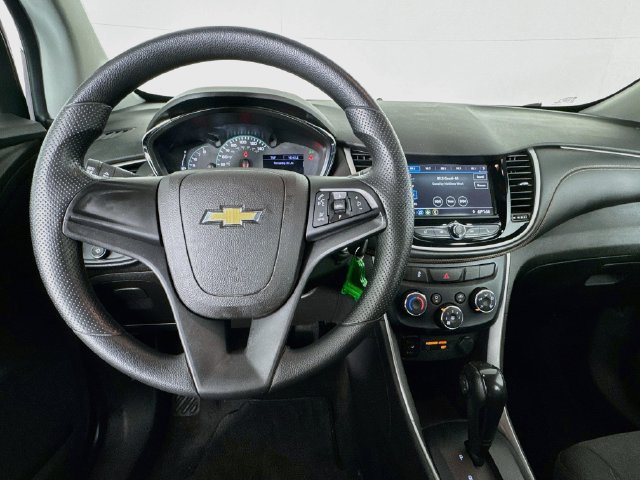 Used 2019 Chevrolet Trax LS FWD image 10