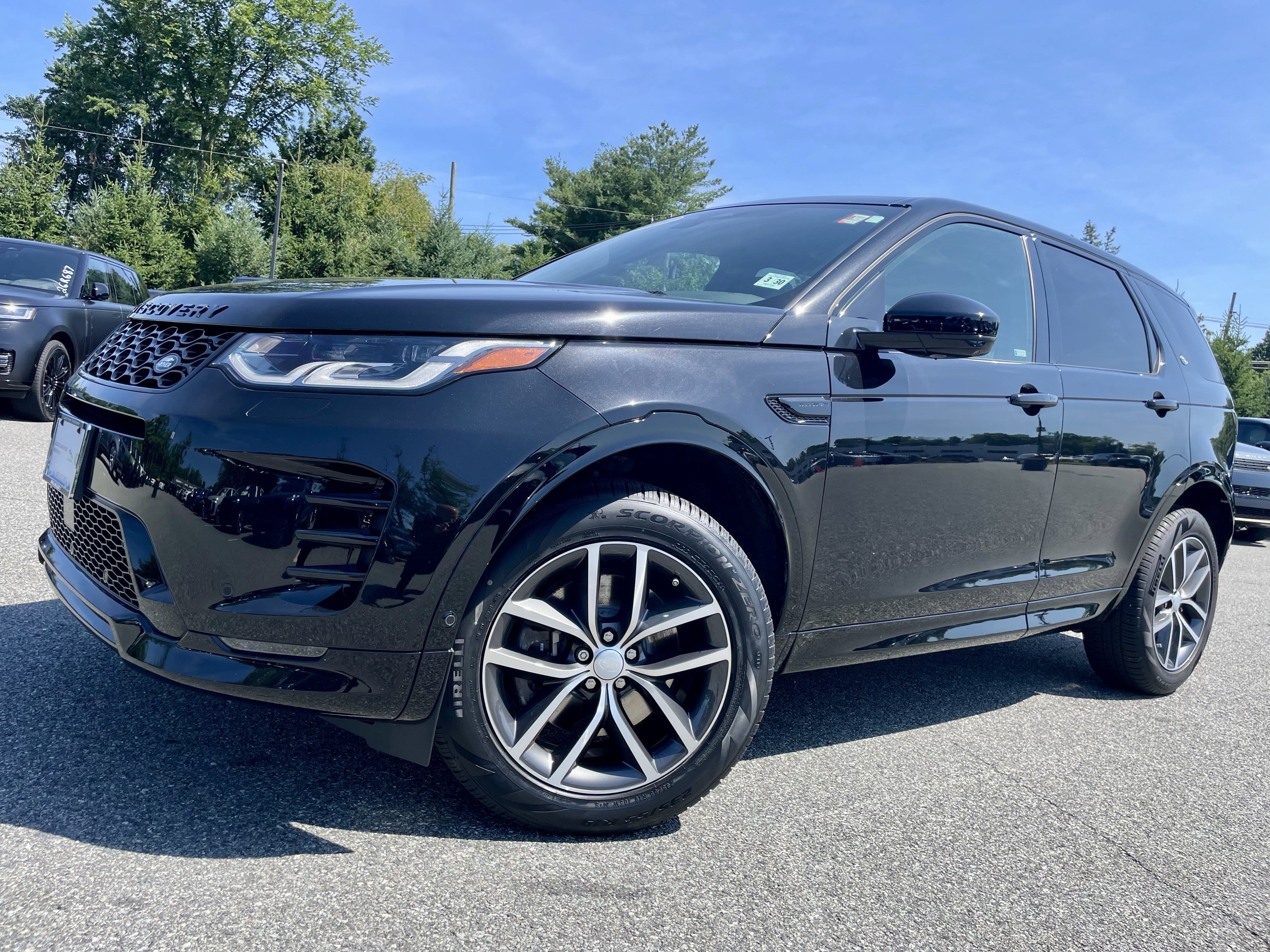 Certified 2025 Land Rover Discovery Sport Dynamic SE AWD/4WD image 35