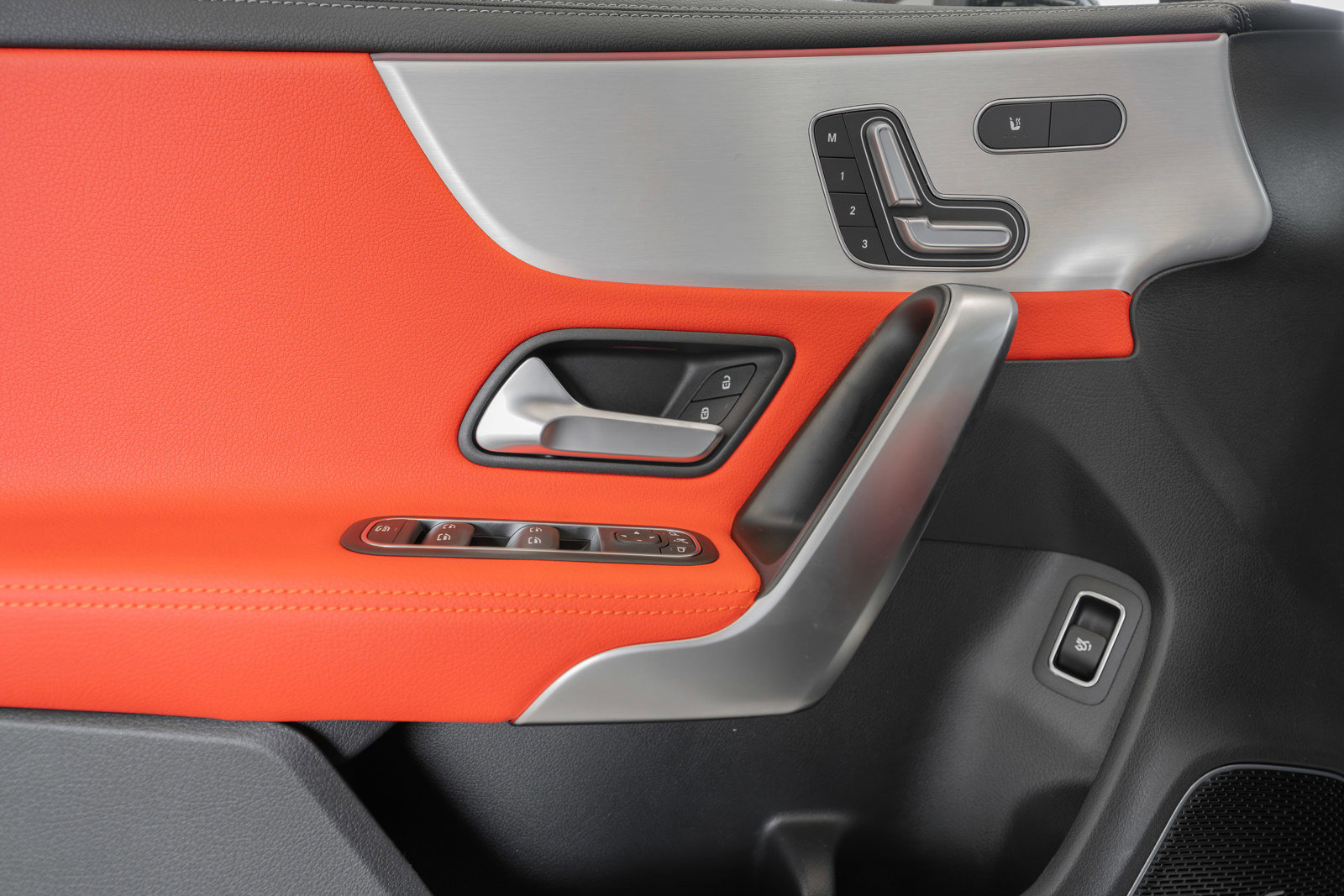 New 2025 Mercedes-Benz CLA 45 AMG 4MATIC image 33