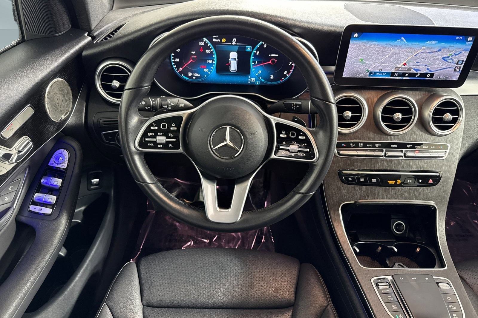 Used 2021 Mercedes-Benz GLC 300 4MATIC image 30