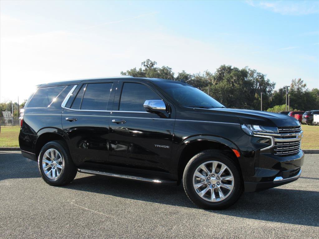 Used 2021 Chevrolet Tahoe Premier w/ Premium Package image 2