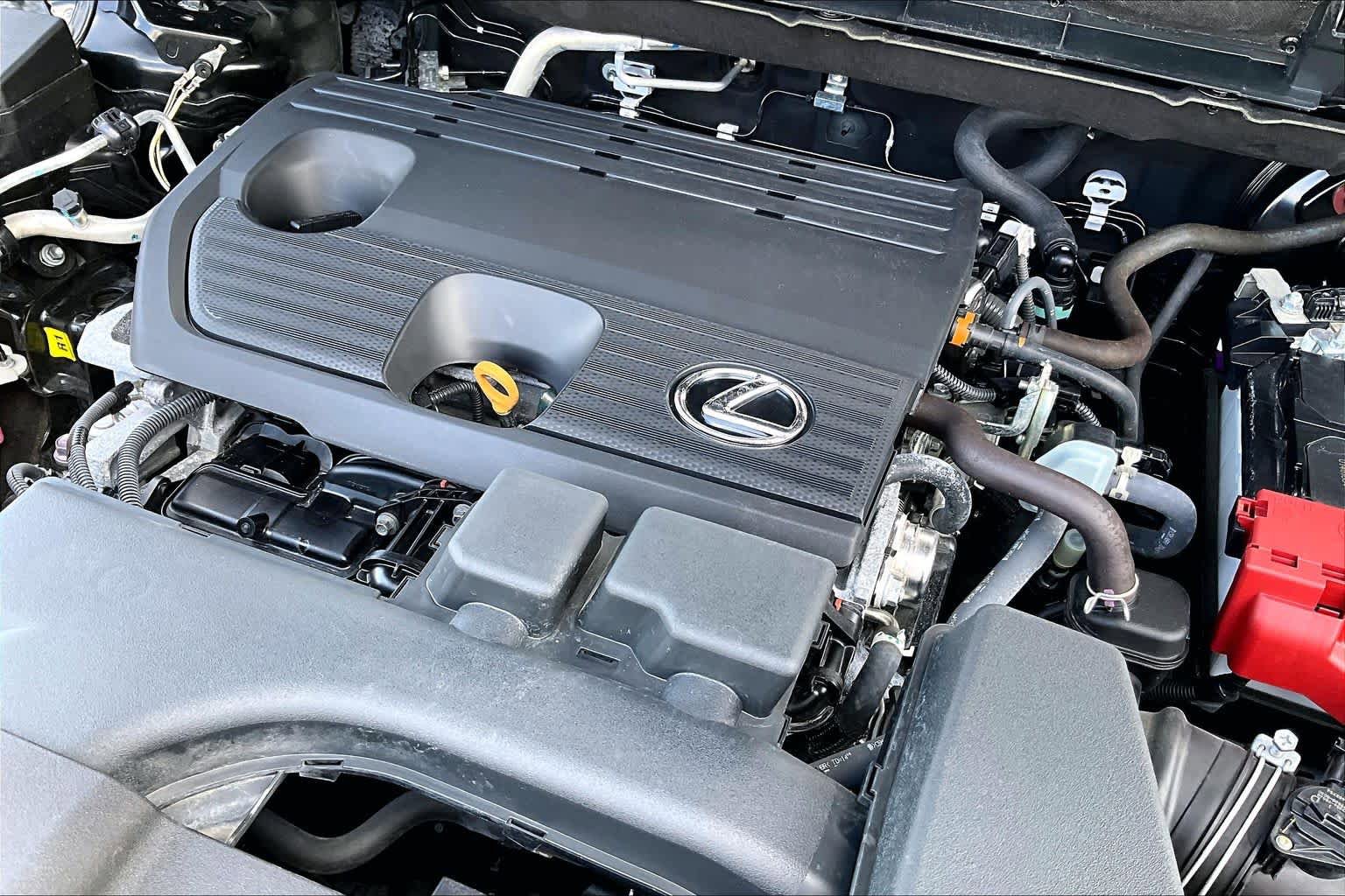 Used 2024 Lexus NX 250 FWD w/ Towing Package (2000 Lbs) image 30
