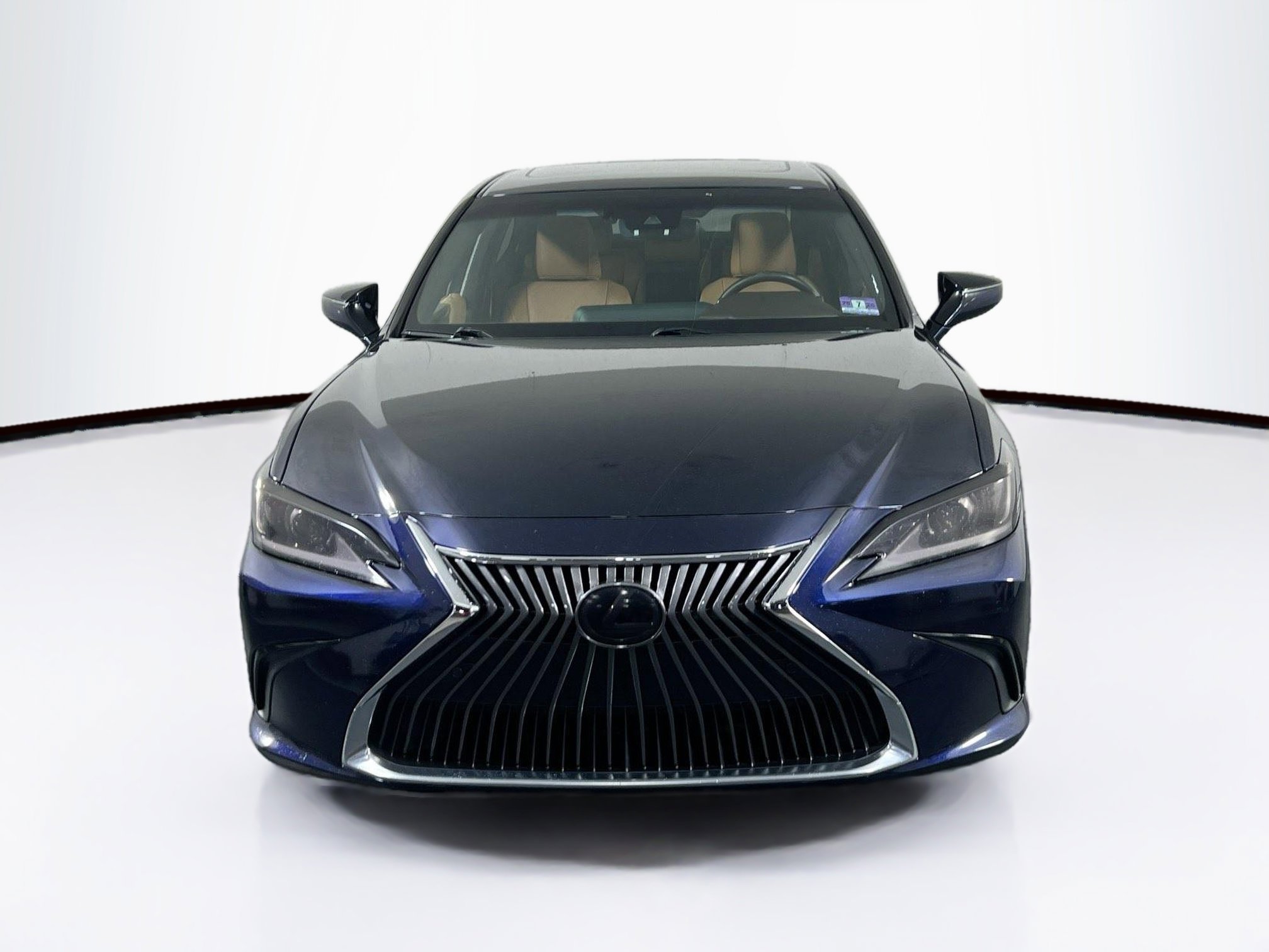 Used 2019 Lexus ES 350 w/ Premium Package image 2