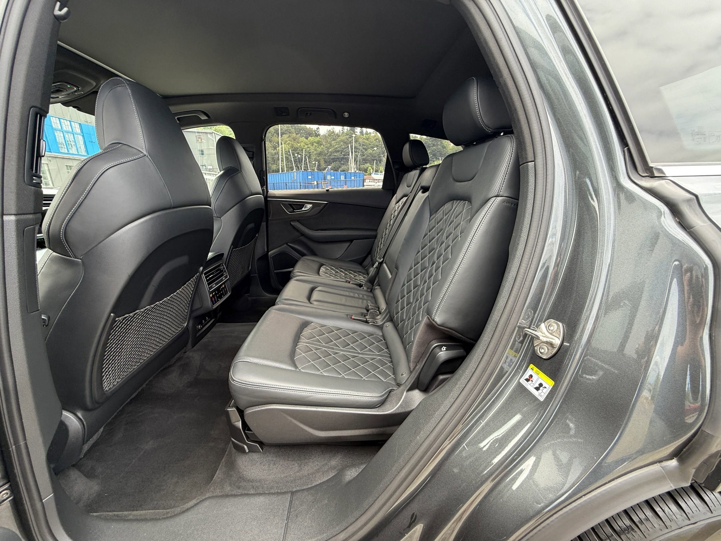 Used 2022 Audi SQ7 Prestige w/ Prestige Package image 41