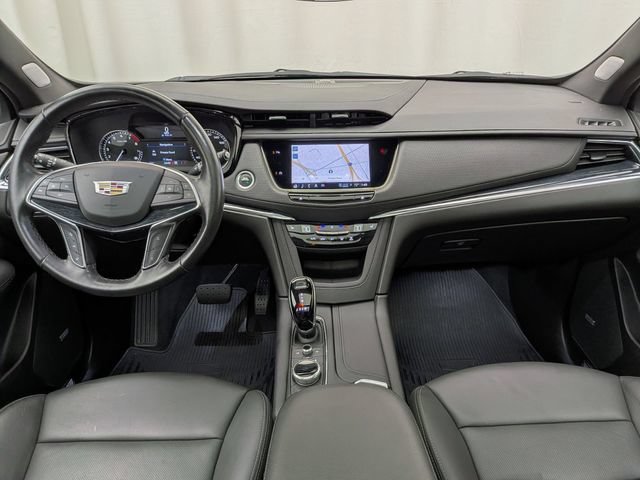 Certified 2023 Cadillac XT5 Premium Luxury AWD/4WD image 24