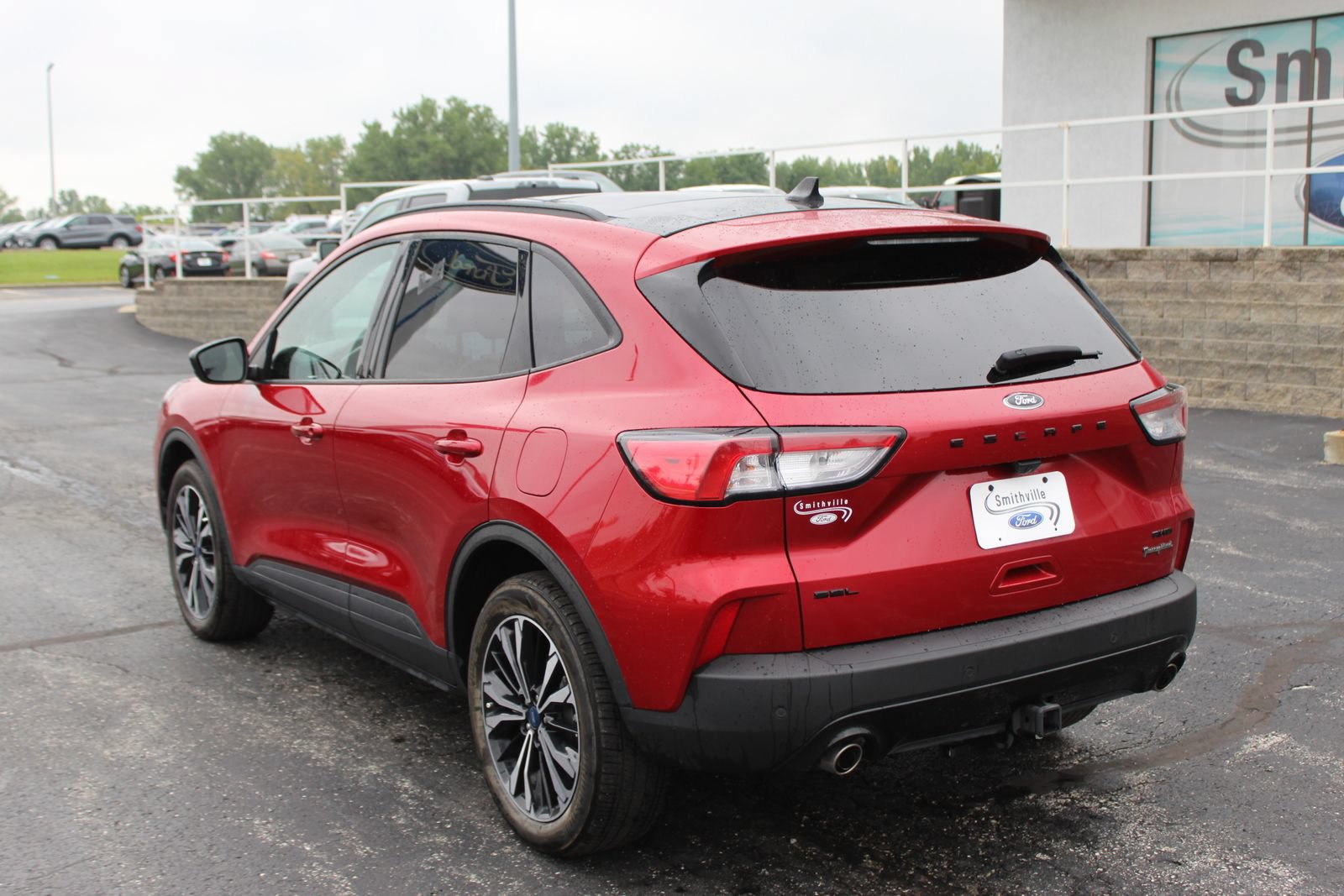 Used 2022 Ford Escape SEL w/ SEL Stealth AWD Package image 4