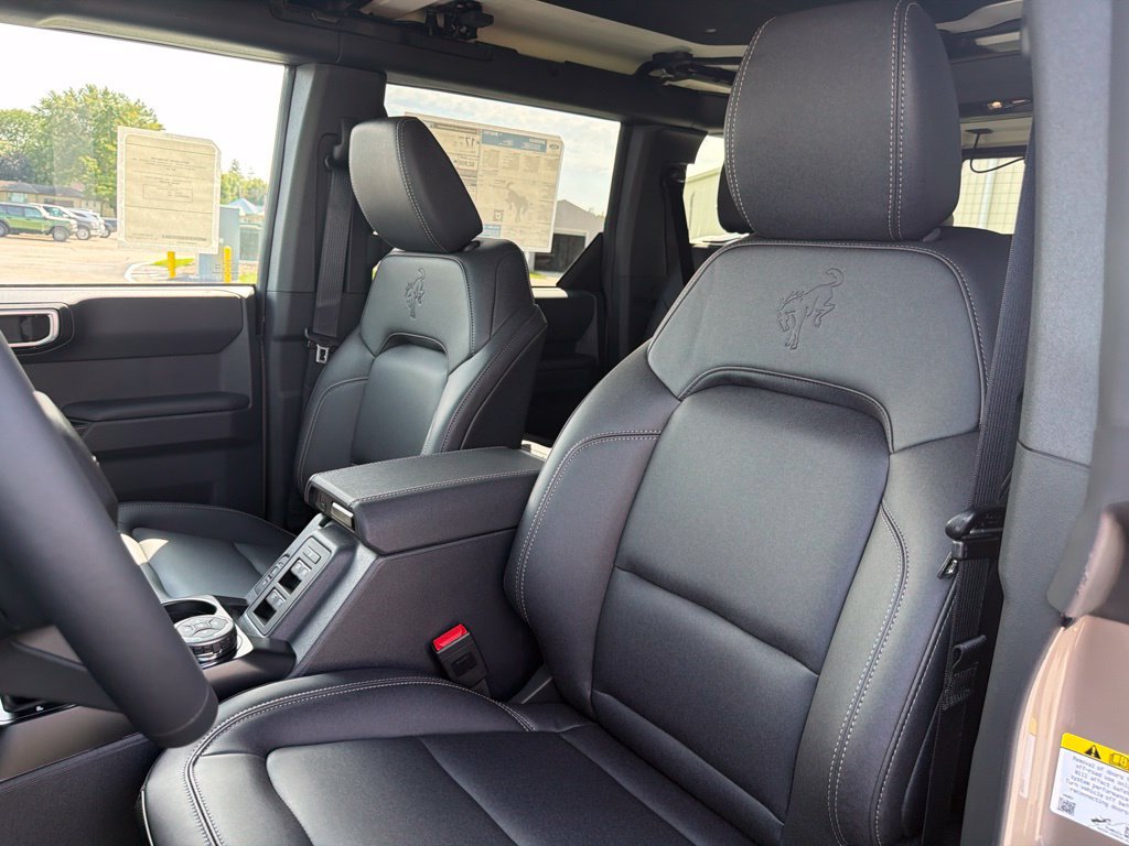 New 2026 Ford Bronco Badlands AWD/4WD image 11