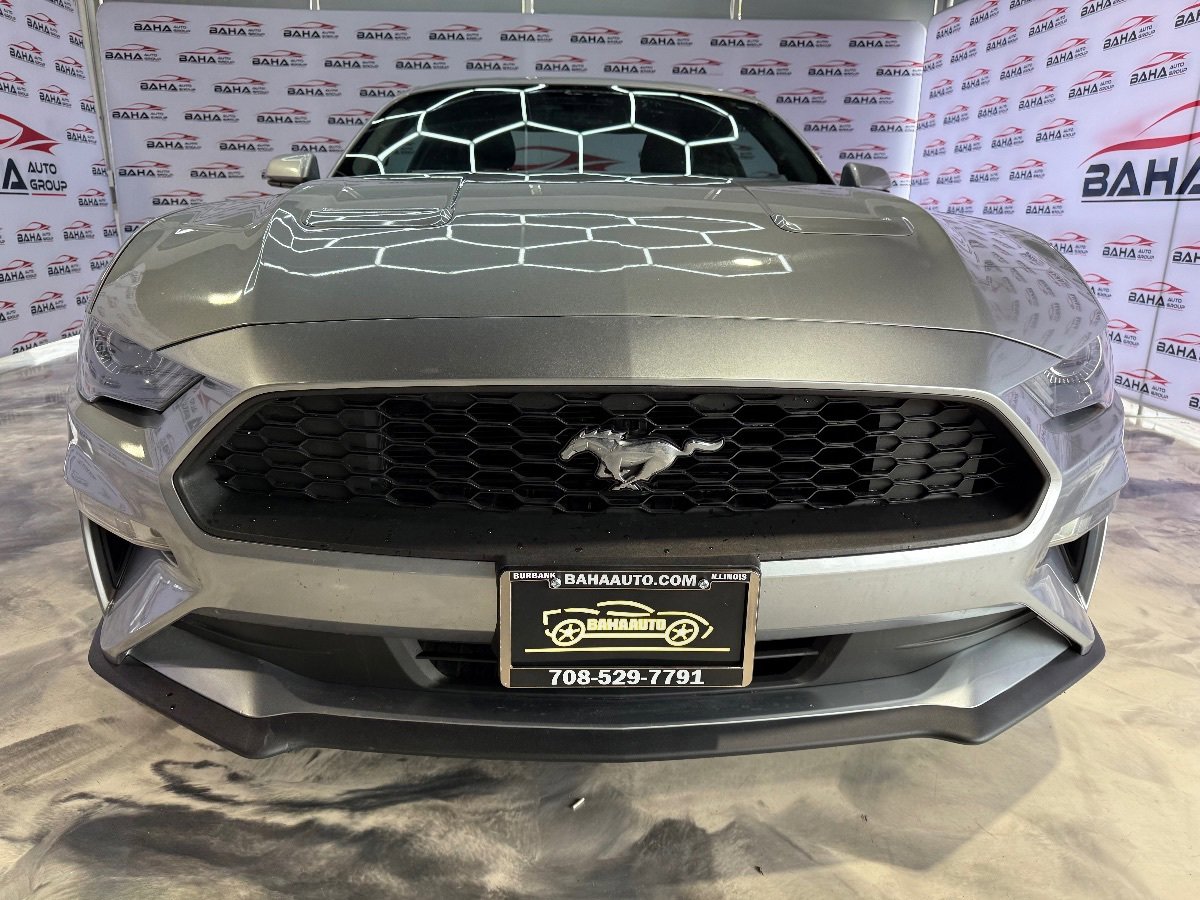 Used 2020 Ford Mustang Premium RWD image 3