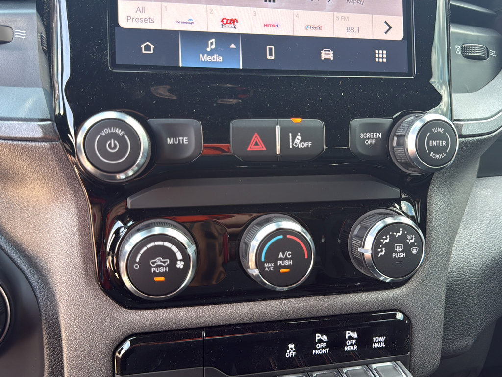 New 2025 RAM 1500 Tradesman w/ Night Edition AWD/4WD image 27