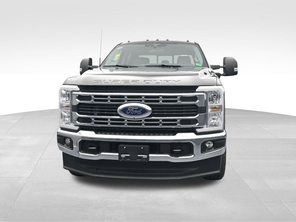 New 2025 Ford F250 XLT w/ 360-Degree Camera Package image 3