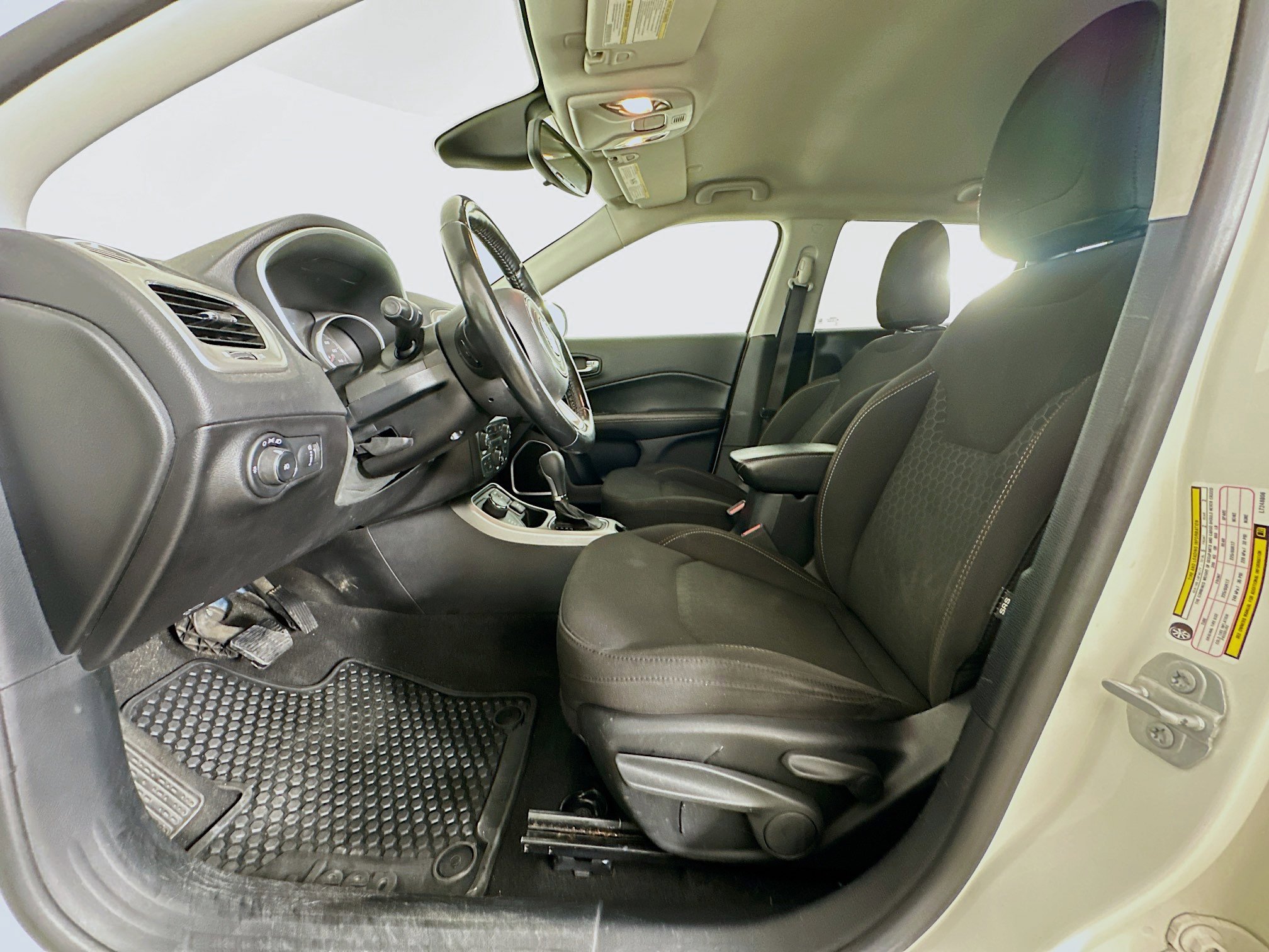 Used 2020 Jeep Compass Sport image 13