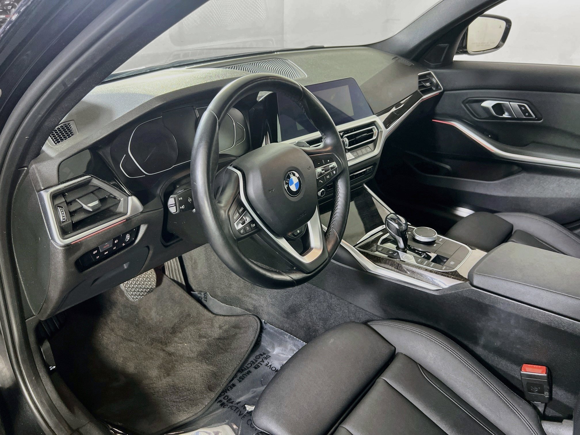 Used 2021 BMW 330i xDrive Sedan w/ Driving Assistance Package AWD/4WD image 9