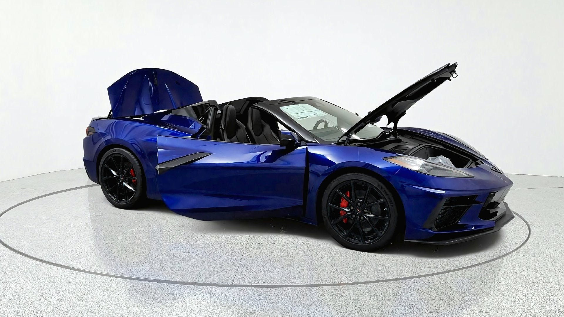 New 2027 Chevrolet Corvette Stingray Convertible w/ Stealth Interior Trim Package RWD image 14