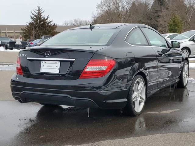 Used 2015 Mercedes-Benz C 250 Coupe image 4