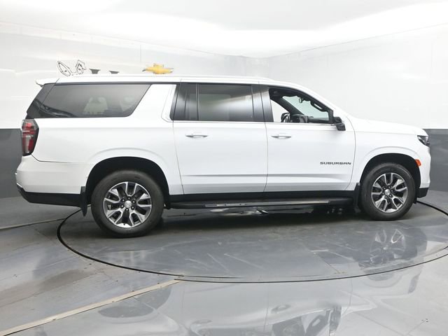 Used 2023 Chevrolet Suburban LT w/ LT Signature Plus Package AWD/4WD image 36