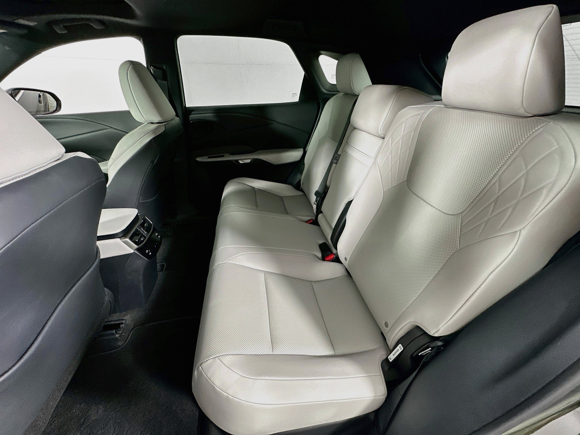 Used 2026 Lexus RX 350 Premium w/ Convenience Package FWD image 24