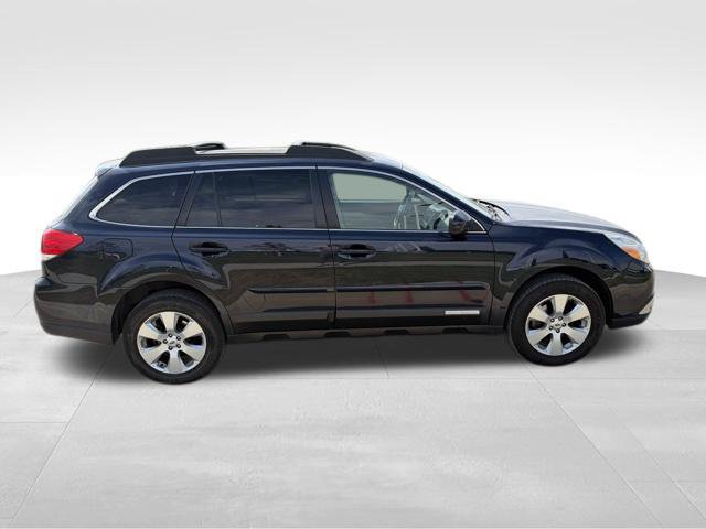 Used 2012 Subaru Outback 2.5i Limited AWD/4WD image 2