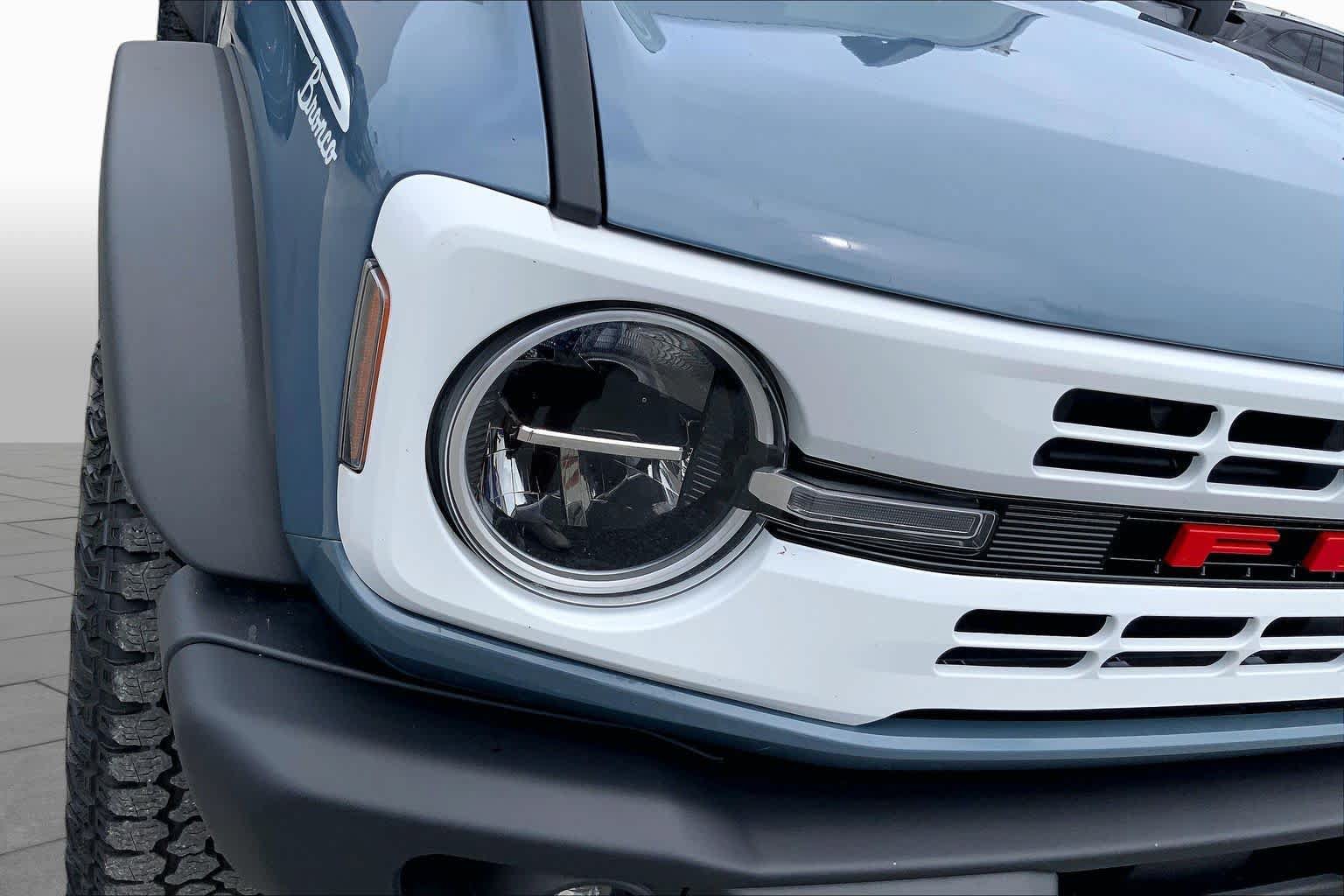 Used 2025 Ford Bronco Heritage Edition AWD/4WD image 27