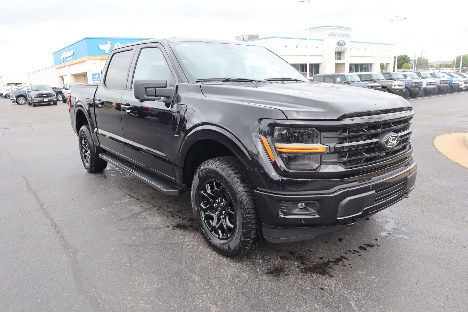 New 2026 Ford F150 XLT w/ Equipment Group 302A MID AWD/4WD 360° Tour