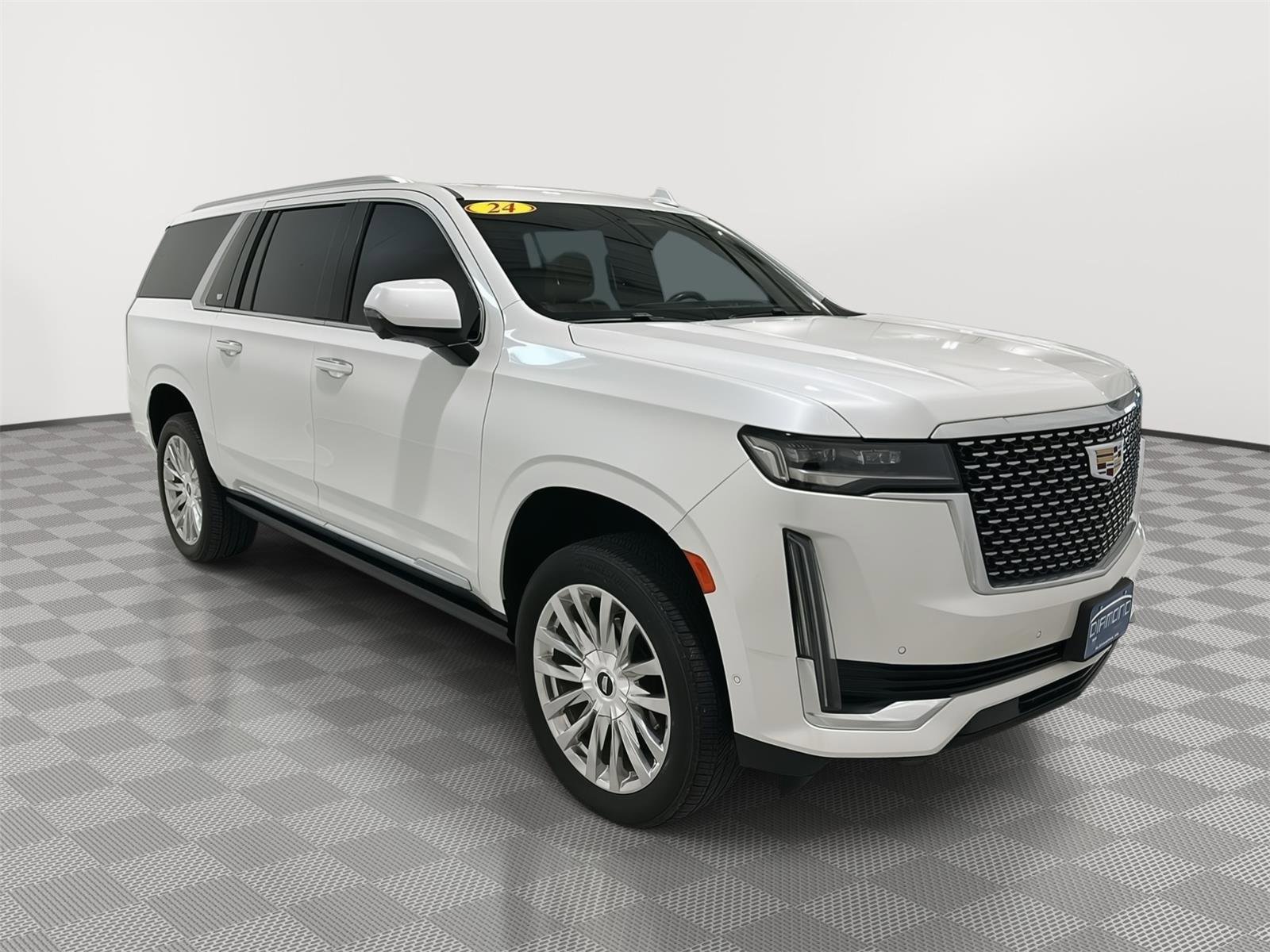 Used 2024 Cadillac Escalade ESV Premium Luxury w/ Performance Package AWD/4WD image 7