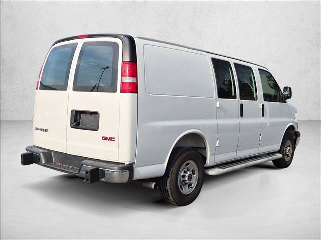 Used 2025 GMC Savana 2500 w/ Driver Convenience Package RWD image 5