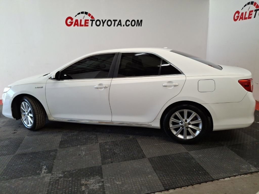 Used 2012 Toyota Camry XLE w/ Convenience Pkg image 7