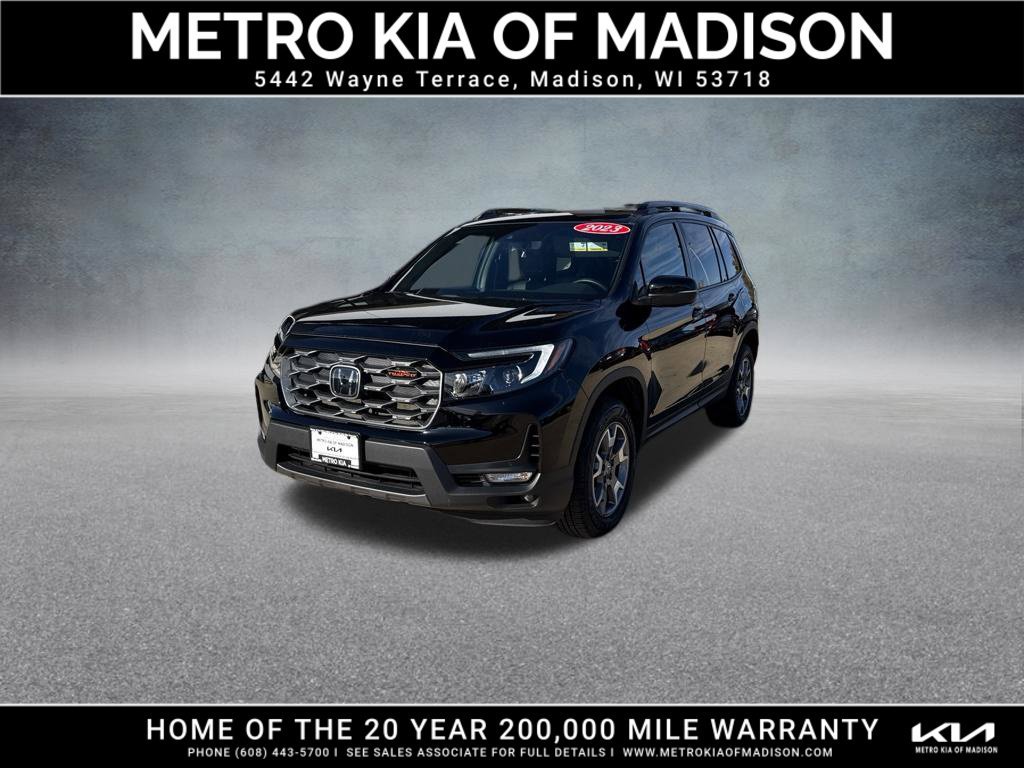 Used 2023 Honda Passport TrailSport image 1