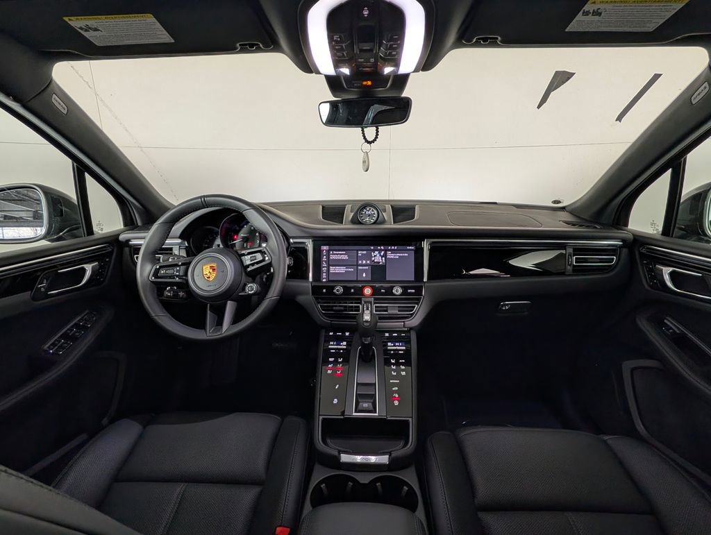 New 2026 Porsche Macan Turbo AWD/4WD image 20