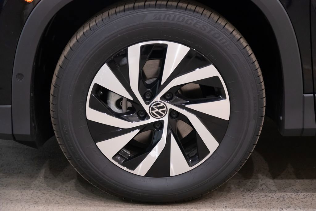 New 2026 Volkswagen Tiguan S FWD image 7
