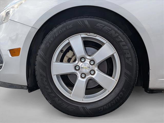 Used 2016 Chevrolet Cruze LT w/ Enhanced Safety Package image 24