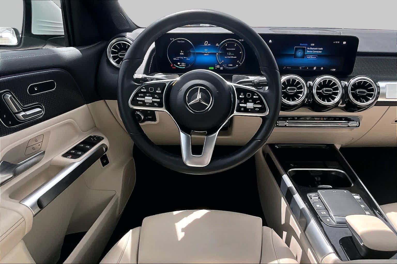Certified 2023 Mercedes-Benz EQB 300 4MATIC w/ Exclusive Package image 5
