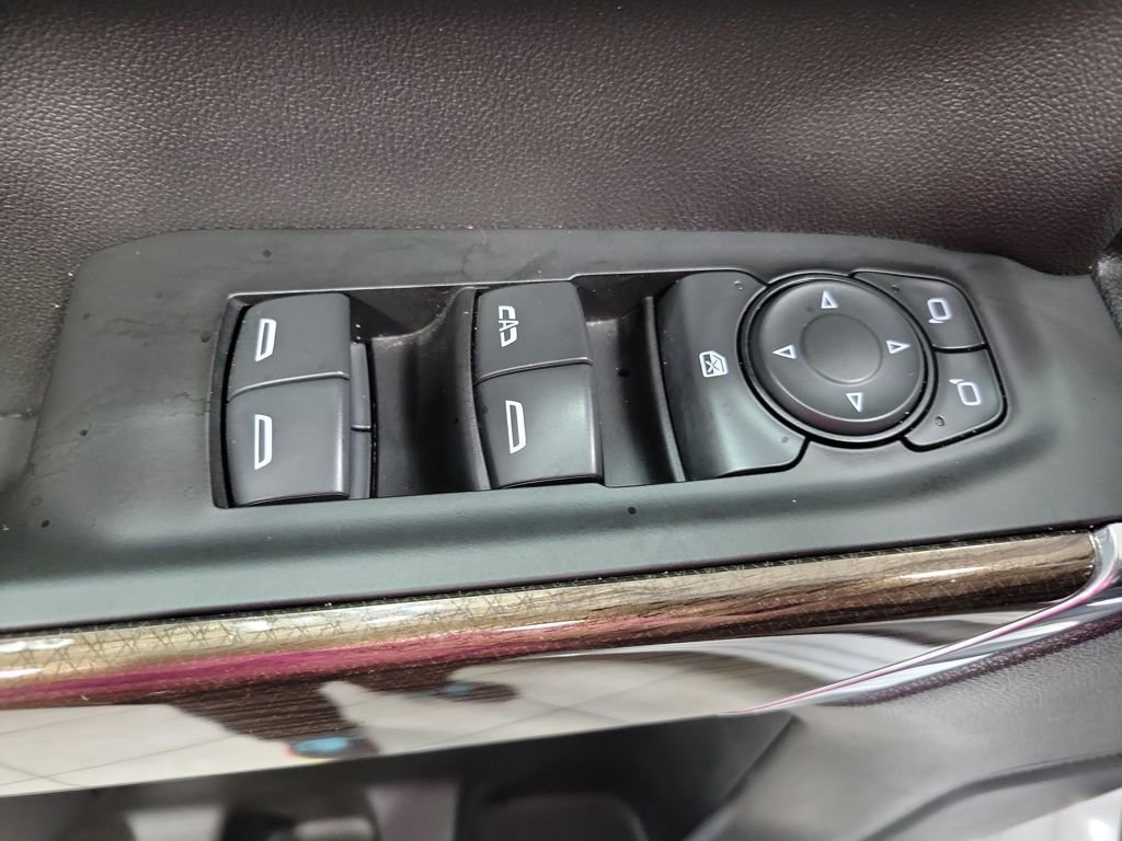 Used 2022 Chevrolet Silverado 1500 LT AWD/4WD image 34