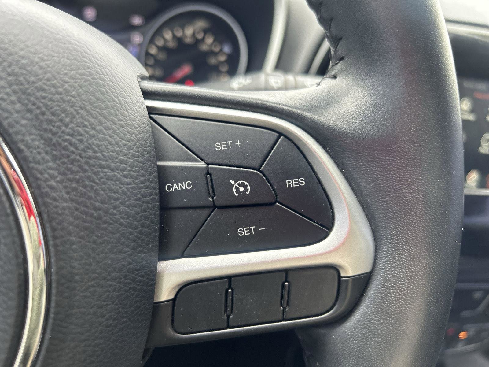 Used 2019 Jeep Compass Altitude image 28