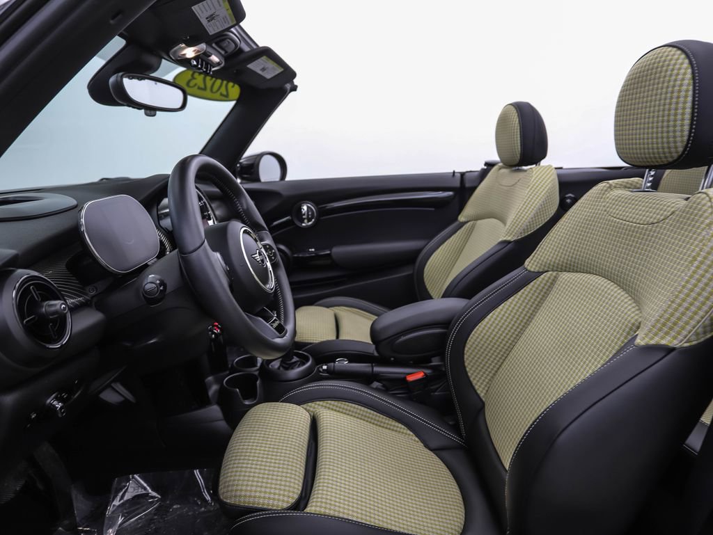 Used 2023 MINI Cooper S w/ MINI Resolute Edition image 11