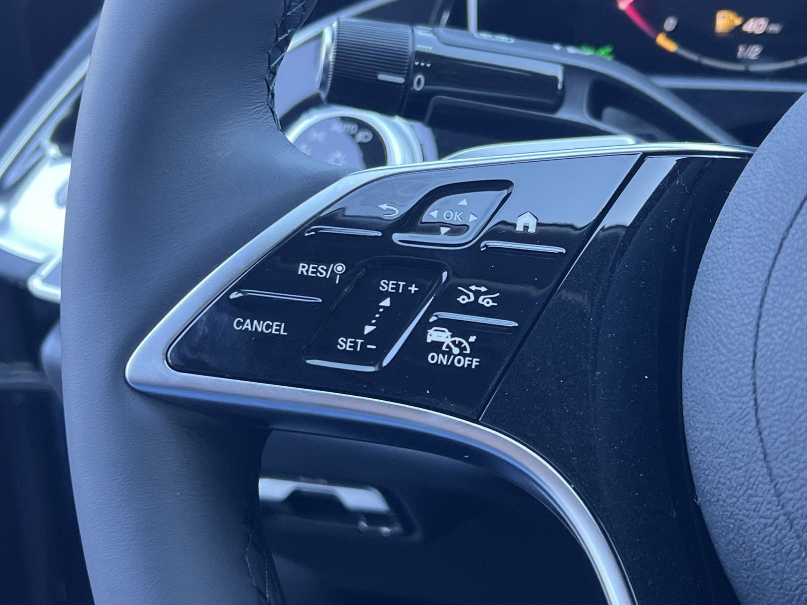 New 2027 Mercedes-Benz E 450 4MATIC Sedan image 37