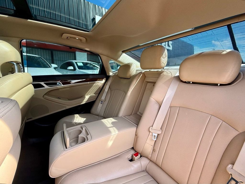 Used 2016 Hyundai Genesis 3.8 w/ Option Group 02 RWD image 34