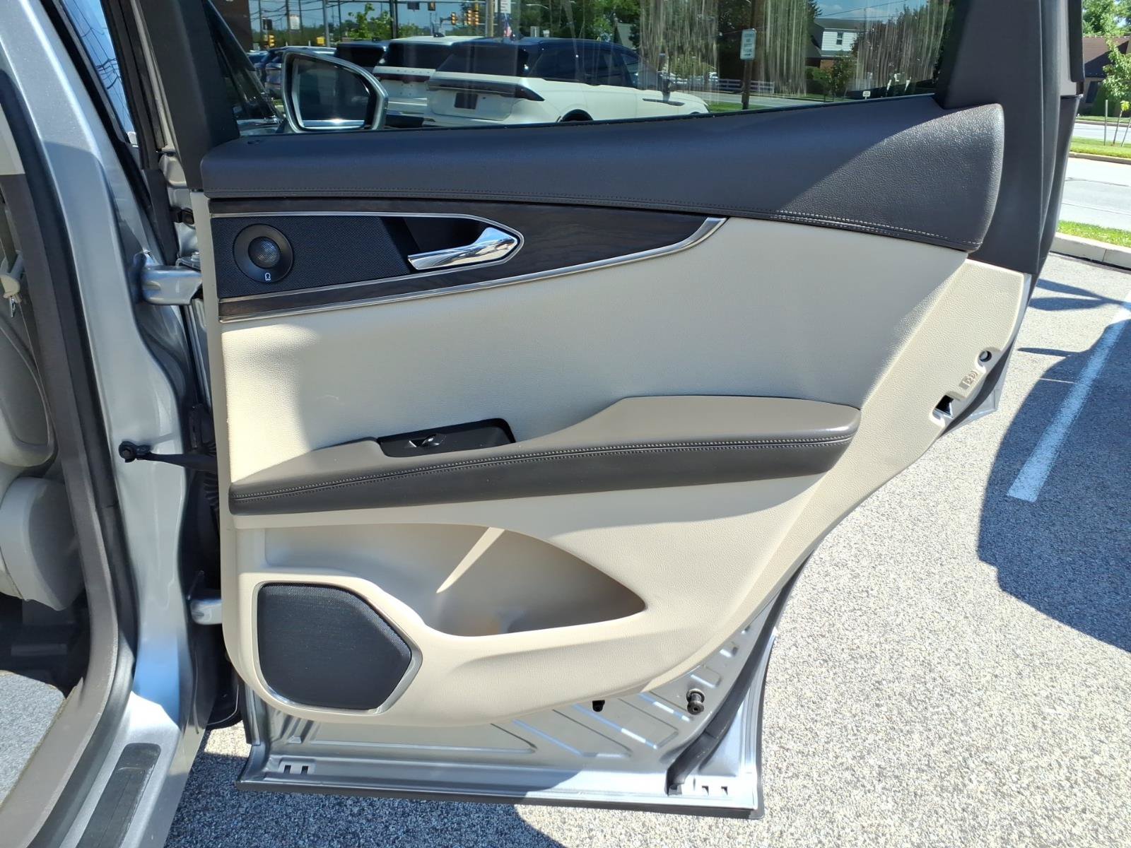 Certified 2020 Lincoln Nautilus Reserve AWD/4WD image 30