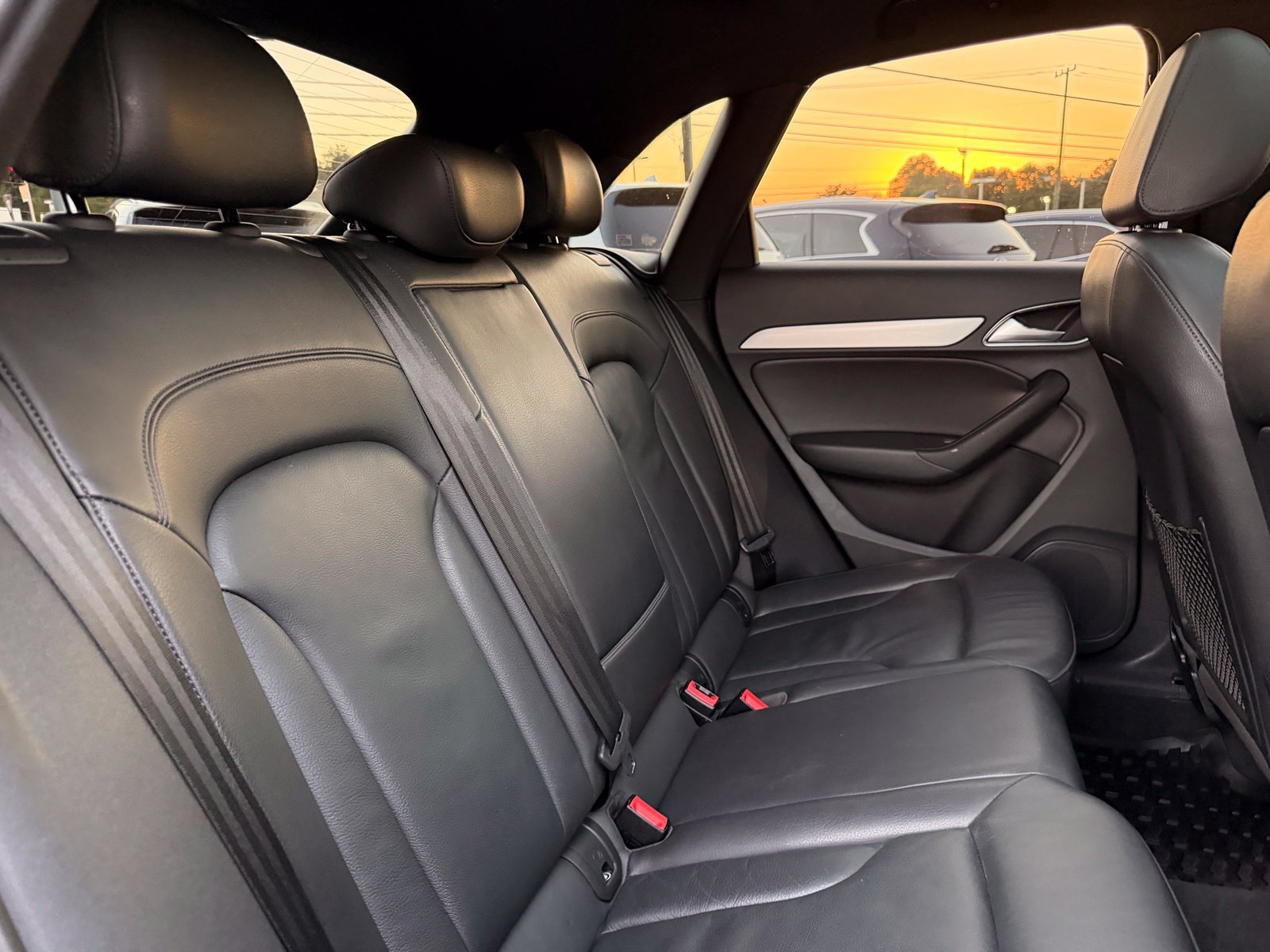 Used 2018 Audi Q3 2.0T Premium FWD image 32
