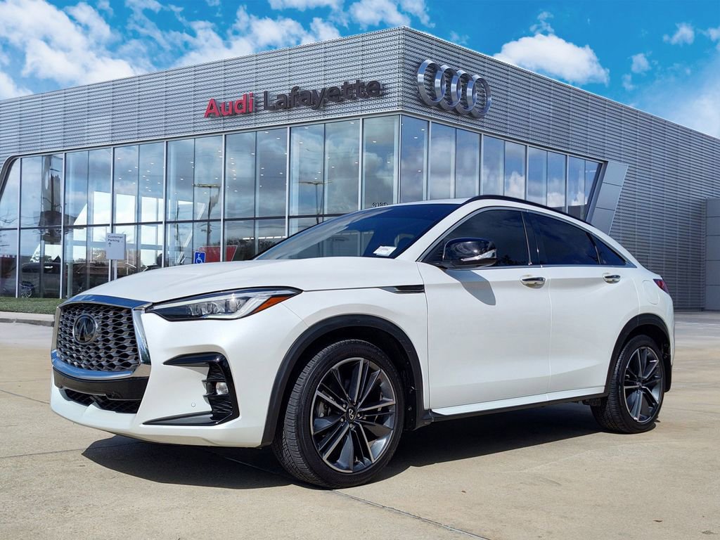 Used 2025 INFINITI QX55 Essential w/ Cargo Package image 1