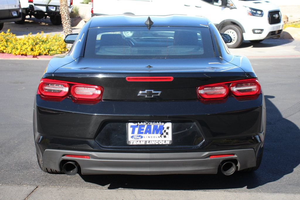 Used 2019 Chevrolet Camaro LT RWD image 7