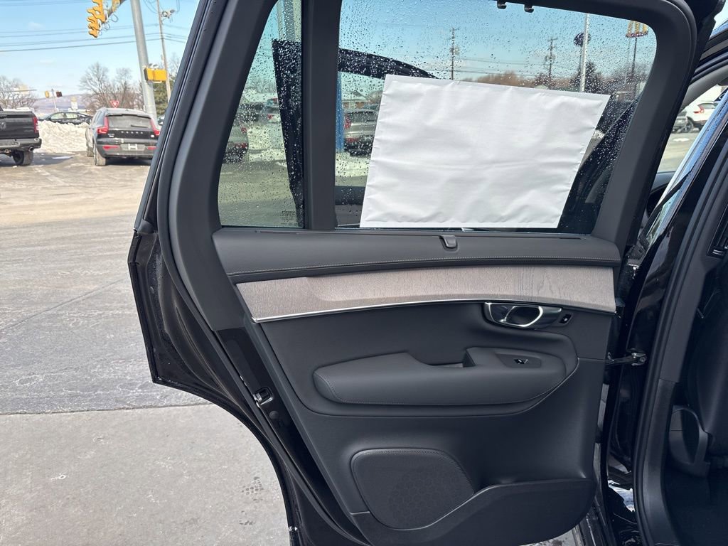 New 2026 Volvo XC90 T8 Ultra w/ Protection Package Premier image 33